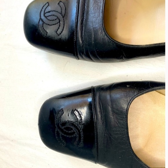 Vintage Chanel Finition LOGO Cap Tor Flats Sz 40 1/2 Women - Picture 4 of 8